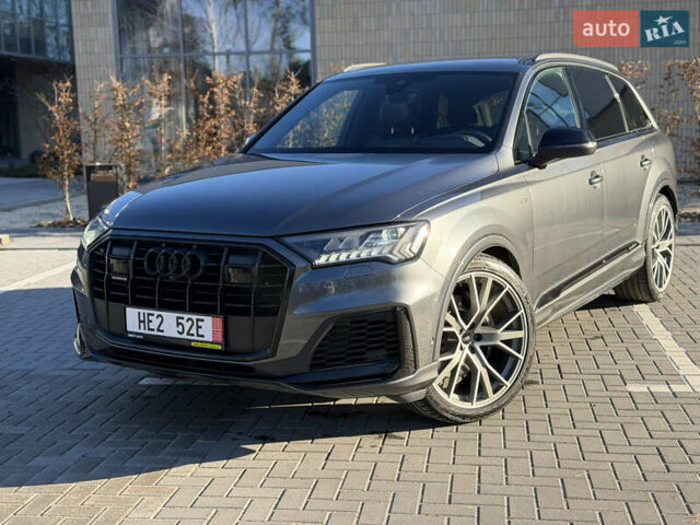 Сірий Ауді Ку 7, об'ємом двигуна 2.97 л та пробігом 135 тис. км за 67500 $, фото 1 на Automoto.ua