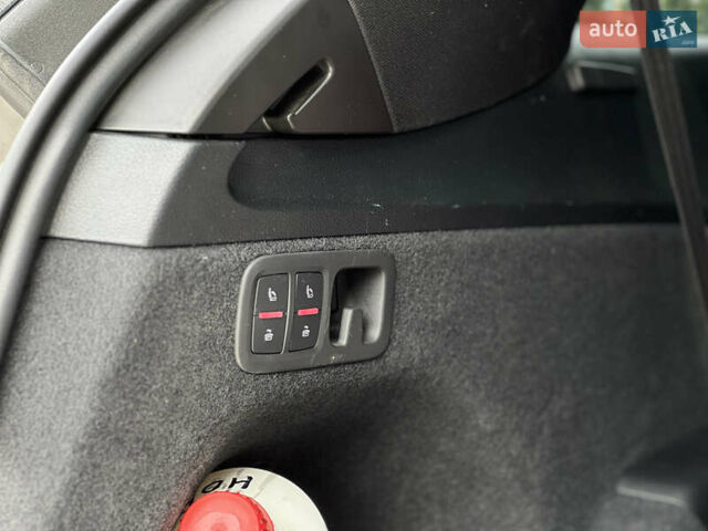 Сірий Ауді Ку 7, об'ємом двигуна 3 л та пробігом 55 тис. км за 54999 $, фото 29 на Automoto.ua