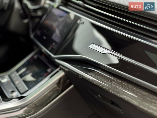 Сірий Ауді Ку 7, об'ємом двигуна 3 л та пробігом 55 тис. км за 54999 $, фото 36 на Automoto.ua