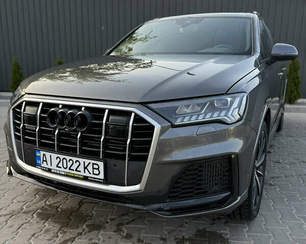 Серый Ауди Ку 7, объемом двигателя 3 л и пробегом 55 тыс. км за 52000 $, фото 1 на Automoto.ua