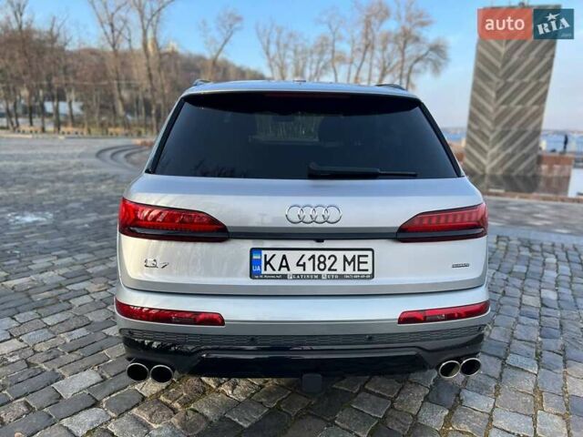 Серый Ауди Ку 7, объемом двигателя 3 л и пробегом 60 тыс. км за 49000 $, фото 3 на Automoto.ua