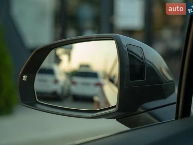 Сірий Ауді Ку 7, об'ємом двигуна 3 л та пробігом 15 тис. км за 47900 $, фото 25 на Automoto.ua