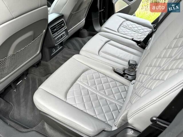 Серый Ауди Ку 7, объемом двигателя 3 л и пробегом 170 тыс. км за 54000 $, фото 70 на Automoto.ua