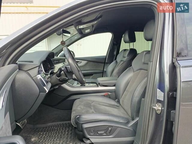 Ауді Ку 7 2021 у Кременчуге на Automoto.ua Сірий Ауді Ку 7, об'ємом двигуна 2.97 л та пробігом 165 тис. км за 62000 $, фото 17 на Automoto.ua