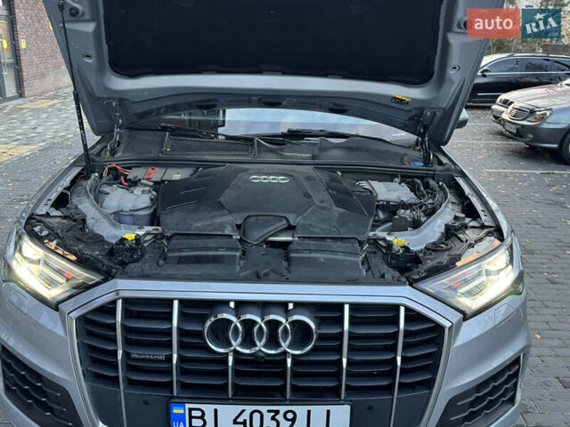 Серый Ауди Ку 7, объемом двигателя 3 л и пробегом 118 тыс. км за 55000 $, фото 72 на Automoto.ua