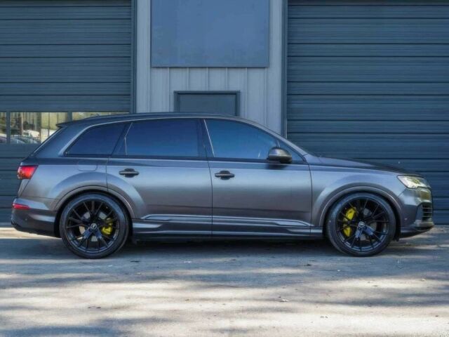 Серый Ауди Ку 7, объемом двигателя 3 л и пробегом 10 тыс. км за 22700 $, фото 3 на Automoto.ua