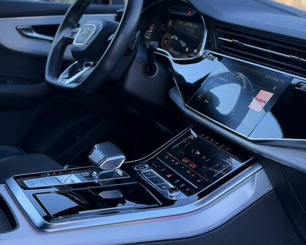 Сірий Ауді Ку 7, об'ємом двигуна 2.97 л та пробігом 135 тис. км за 67500 $, фото 57 на Automoto.ua