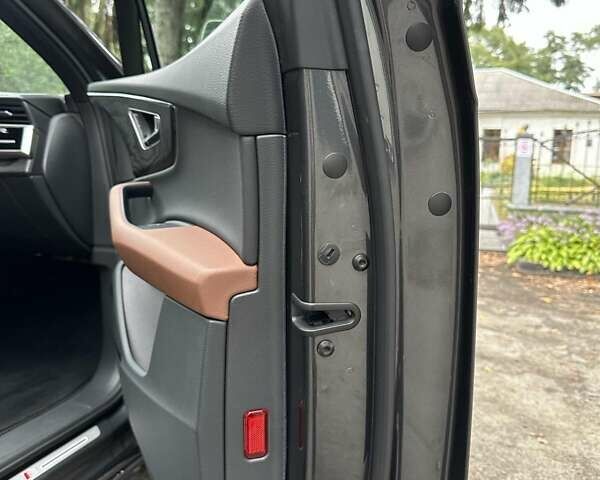 Серый Ауди Ку 7, объемом двигателя 2.97 л и пробегом 31 тыс. км за 76500 $, фото 21 на Automoto.ua