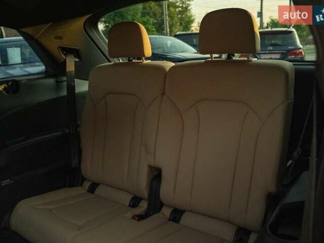 Сірий Ауді Ку 7, об'ємом двигуна 3 л та пробігом 15 тис. км за 47900 $, фото 53 на Automoto.ua