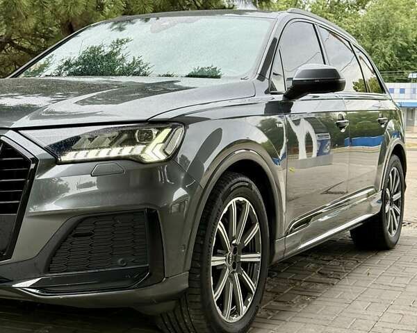 Сірий Ауді Ку 7, об'ємом двигуна 3 л та пробігом 98 тис. км за 62900 $, фото 5 на Automoto.ua