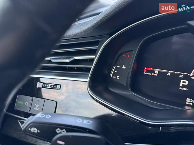 Серый Ауди Ку 7, объемом двигателя 3 л и пробегом 118 тыс. км за 55000 $, фото 27 на Automoto.ua