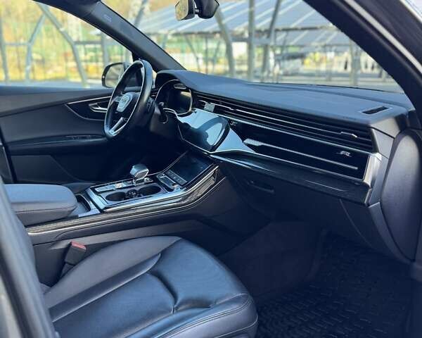 Сірий Ауді Ку 7, об'ємом двигуна 3 л та пробігом 95 тис. км за 57000 $, фото 2 на Automoto.ua