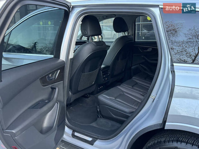 Серый Ауди Ку 7, объемом двигателя 3 л и пробегом 118 тыс. км за 55000 $, фото 41 на Automoto.ua