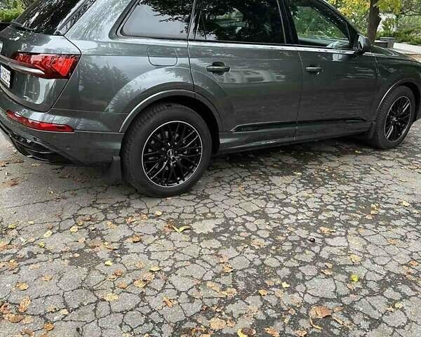 Серый Ауди Ку 7, объемом двигателя 2.97 л и пробегом 31 тыс. км за 76500 $, фото 6 на Automoto.ua