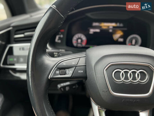 Сірий Ауді Ку 7, об'ємом двигуна 3 л та пробігом 55 тис. км за 54999 $, фото 42 на Automoto.ua