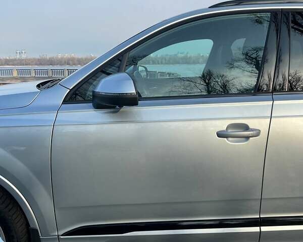 Серый Ауди Ку 7, объемом двигателя 3 л и пробегом 60 тыс. км за 49000 $, фото 9 на Automoto.ua