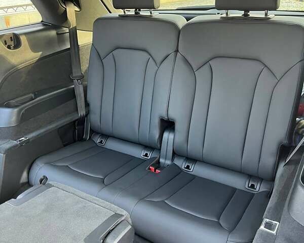 Серый Ауди Ку 7, объемом двигателя 3 л и пробегом 60 тыс. км за 49000 $, фото 67 на Automoto.ua