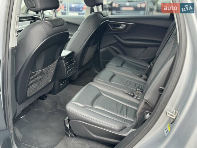 Серый Ауди Ку 7, объемом двигателя 3 л и пробегом 119 тыс. км за 52000 $, фото 8 на Automoto.ua