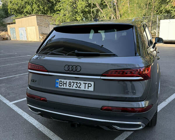 Сірий Ауді Ку 7, об'ємом двигуна 3 л та пробігом 47 тис. км за 56500 $, фото 5 на Automoto.ua