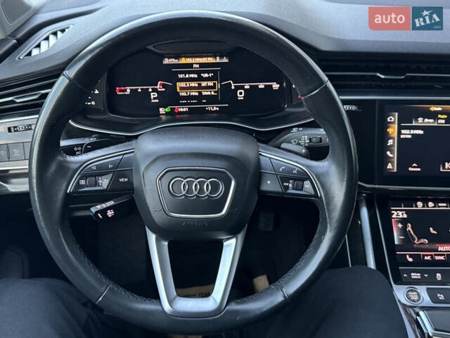 Серый Ауди Ку 7, объемом двигателя 3 л и пробегом 118 тыс. км за 55000 $, фото 20 на Automoto.ua