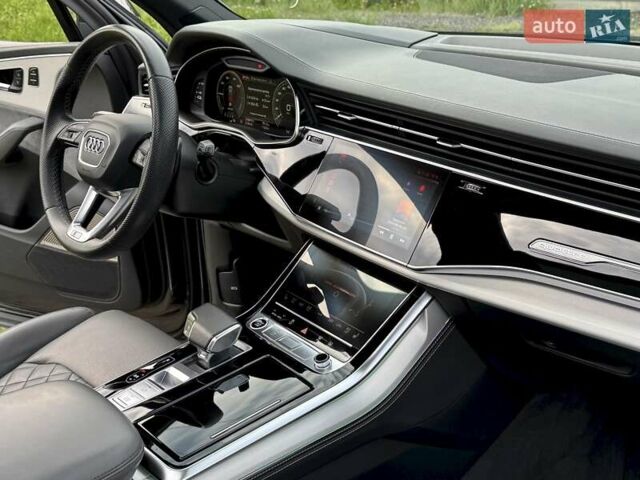 Серый Ауди Ку 7, объемом двигателя 3 л и пробегом 170 тыс. км за 54000 $, фото 56 на Automoto.ua