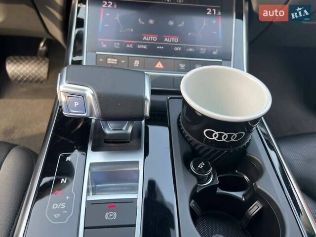 Серый Ауди Ку 7, объемом двигателя 3 л и пробегом 60 тыс. км за 49000 $, фото 48 на Automoto.ua