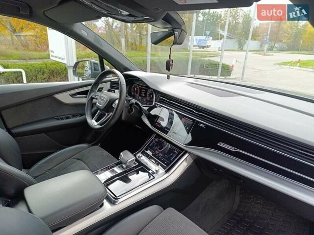 Ауді Ку 7 2021 у Кременчуге на Automoto.ua Сірий Ауді Ку 7, об'ємом двигуна 2.97 л та пробігом 165 тис. км за 62000 $, фото 11 на Automoto.ua