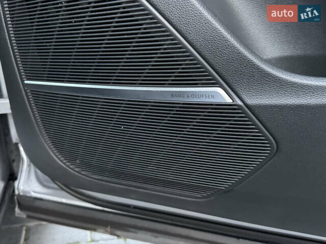 Серый Ауди Ку 7, объемом двигателя 3 л и пробегом 118 тыс. км за 55000 $, фото 67 на Automoto.ua