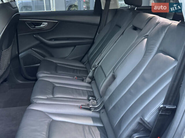 Серый Ауди Ку 7, объемом двигателя 3 л и пробегом 118 тыс. км за 55000 $, фото 46 на Automoto.ua