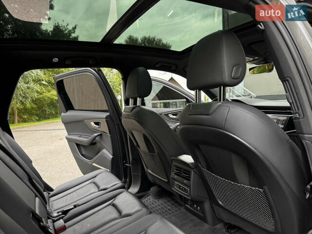 Серый Ауди Ку 7, объемом двигателя 2 л и пробегом 53 тыс. км за 46500 $, фото 24 на Automoto.ua