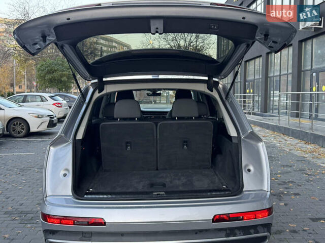 Серый Ауди Ку 7, объемом двигателя 3 л и пробегом 118 тыс. км за 55000 $, фото 50 на Automoto.ua