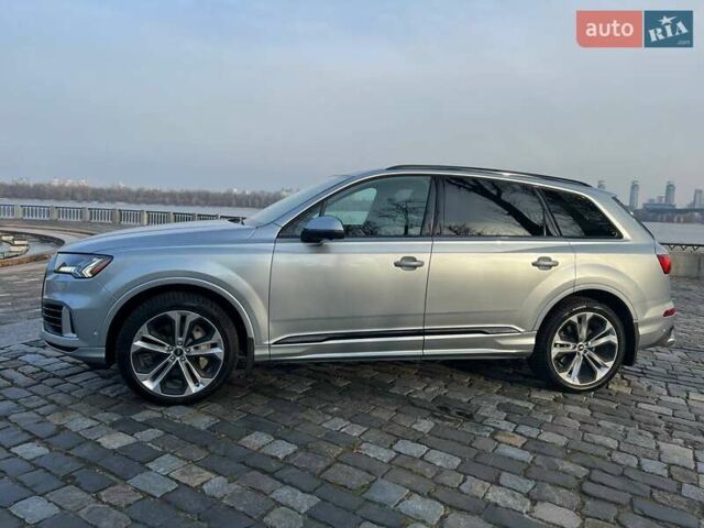 Серый Ауди Ку 7, объемом двигателя 3 л и пробегом 60 тыс. км за 49000 $, фото 4 на Automoto.ua