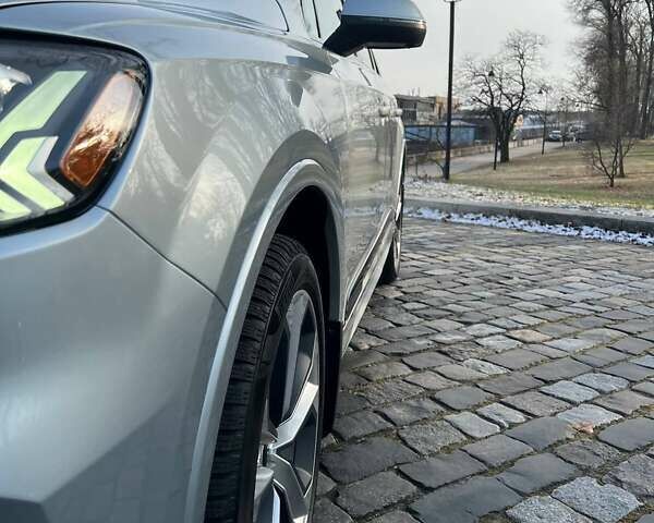 Серый Ауди Ку 7, объемом двигателя 3 л и пробегом 60 тыс. км за 49000 $, фото 10 на Automoto.ua
