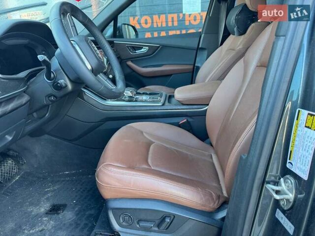 Серый Ауди Ку 7, объемом двигателя 3 л и пробегом 93 тыс. км за 37000 $, фото 12 на Automoto.ua