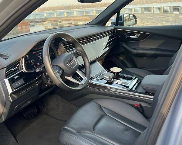 Серый Ауди Ку 7, объемом двигателя 3 л и пробегом 60 тыс. км за 49000 $, фото 76 на Automoto.ua