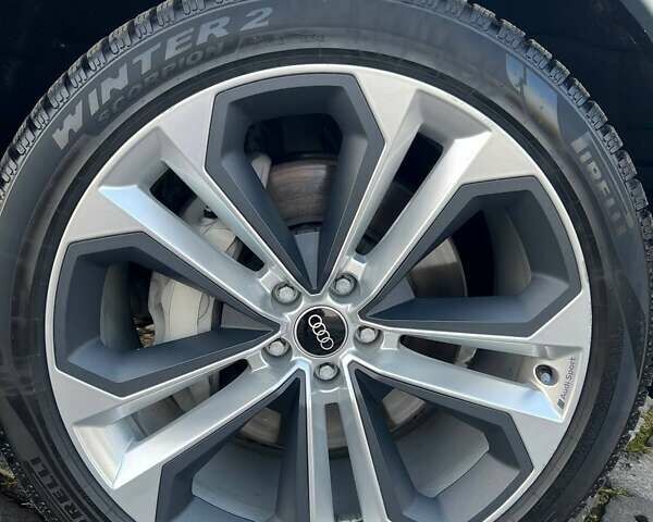 Серый Ауди Ку 7, объемом двигателя 3 л и пробегом 60 тыс. км за 49000 $, фото 83 на Automoto.ua