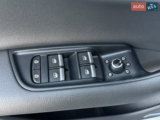 Серый Ауди Ку 7, объемом двигателя 3 л и пробегом 118 тыс. км за 55000 $, фото 15 на Automoto.ua