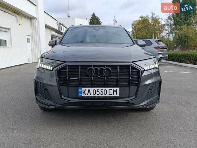Ауді Ку 7 2021 у Кременчуге на Automoto.ua Сірий Ауді Ку 7, об'ємом двигуна 2.97 л та пробігом 165 тис. км за 62000 $, фото 1 на Automoto.ua