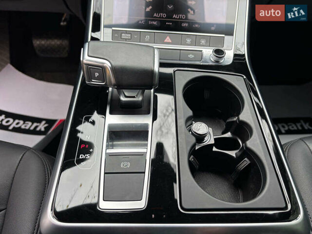 Ауді Ку 7 2021 у Запоріжжя на Automoto.ua Сірий Ауді Ку 7, об'ємом двигуна 2 л та пробігом 66 тис. км за 43790 $, фото 25 на Automoto.ua