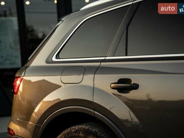 Сірий Ауді Ку 7, об'ємом двигуна 3 л та пробігом 15 тис. км за 47900 $, фото 15 на Automoto.ua