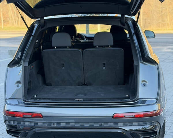 Сірий Ауді Ку 7, об'ємом двигуна 2.97 л та пробігом 135 тис. км за 67500 $, фото 45 на Automoto.ua