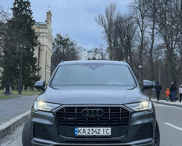 Серый Ауди Ку 7, объемом двигателя 2.97 л и пробегом 81 тыс. км за 62500 $, фото 2 на Automoto.ua