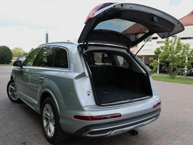 Серый Ауди Ку 7, объемом двигателя 3 л и пробегом 30 тыс. км за 60000 $, фото 7 на Automoto.ua