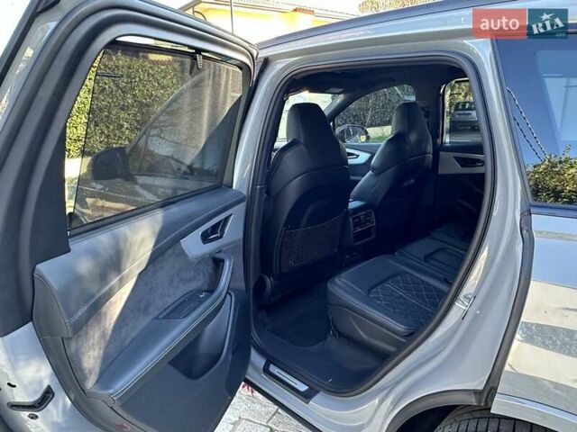 Серый Ауди Ку 7, объемом двигателя 2.97 л и пробегом 39 тыс. км за 89900 $, фото 6 на Automoto.ua