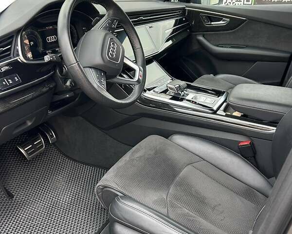 Сірий Ауді Ку 7, об'ємом двигуна 2.97 л та пробігом 70 тис. км за 72000 $, фото 1 на Automoto.ua