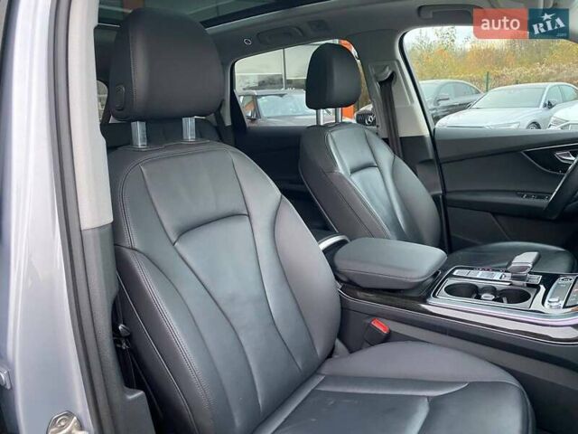 Сірий Ауді Ку 7, об'ємом двигуна 1.98 л та пробігом 54 тис. км за 39500 $, фото 26 на Automoto.ua