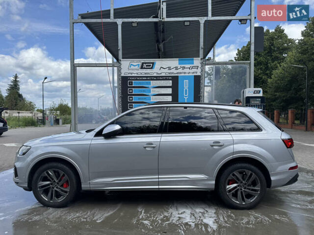 Серый Ауди Ку 7, объемом двигателя 3 л и пробегом 60 тыс. км за 60000 $, фото 2 на Automoto.ua