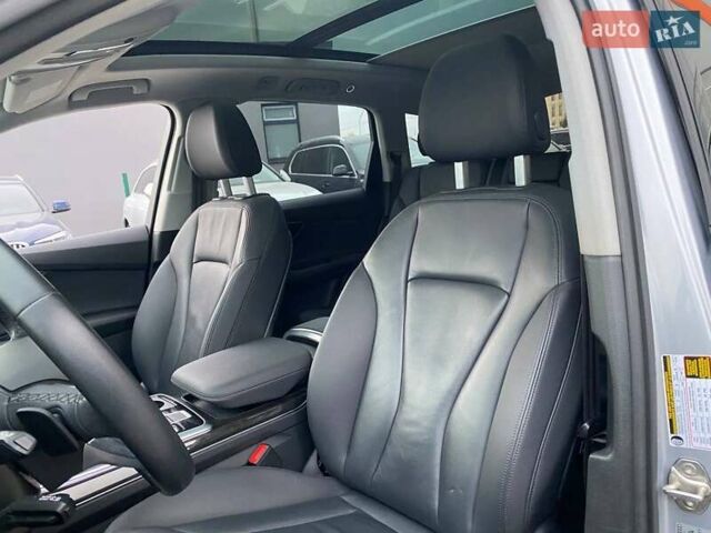 Сірий Ауді Ку 7, об'ємом двигуна 1.98 л та пробігом 54 тис. км за 39500 $, фото 20 на Automoto.ua