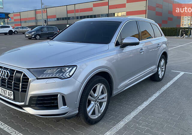 Серый Ауди Ку 7, объемом двигателя 3 л и пробегом 35 тыс. км за 52900 $, фото 1 на Automoto.ua