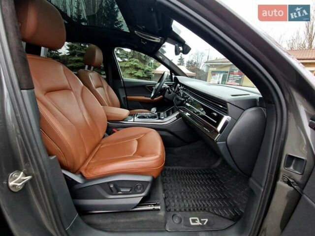 Сірий Ауді Ку 7, об'ємом двигуна 3 л та пробігом 49 тис. км за 62000 $, фото 35 на Automoto.ua